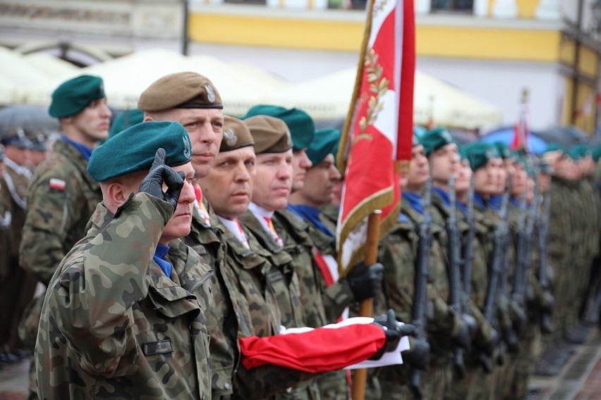 Niech nam powiewa biało-czerwona. Obchody narodowego święta w Zamościu 