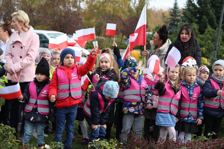 "Szkoła do hymnu" w Libiążu. Wspólnie odśpiewali Mazurka...