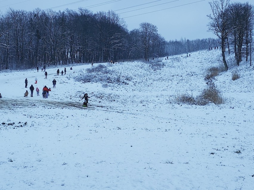 Zima 2021 w Elblągu. Jak prezentuje się miasto w zimowej odsłonie? Zimowy spacer po Elblągu