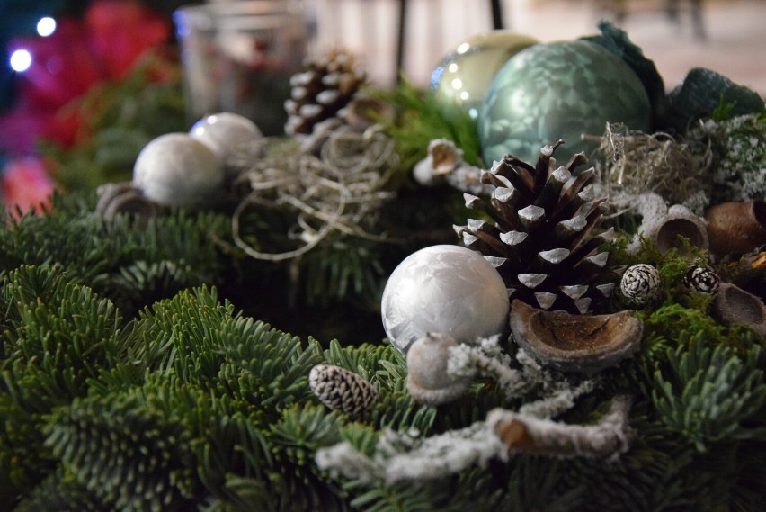 Florystka radzi jak udekorować dom na święta Bożego Narodzenia