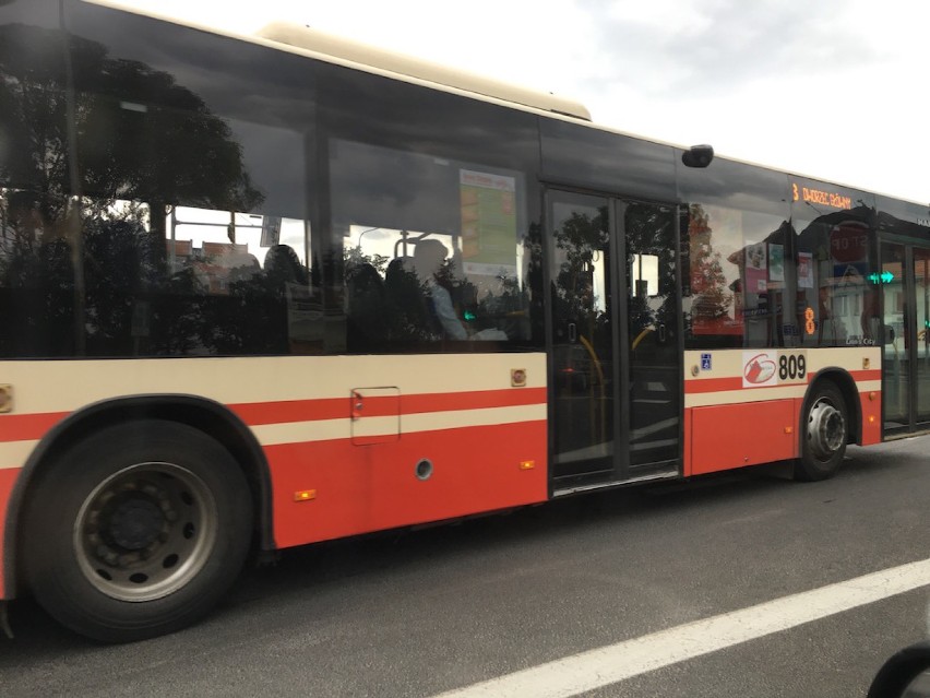 Rowery w autobusach MZK w Jeleniej Górze można będzie przewozić także po wakacjach