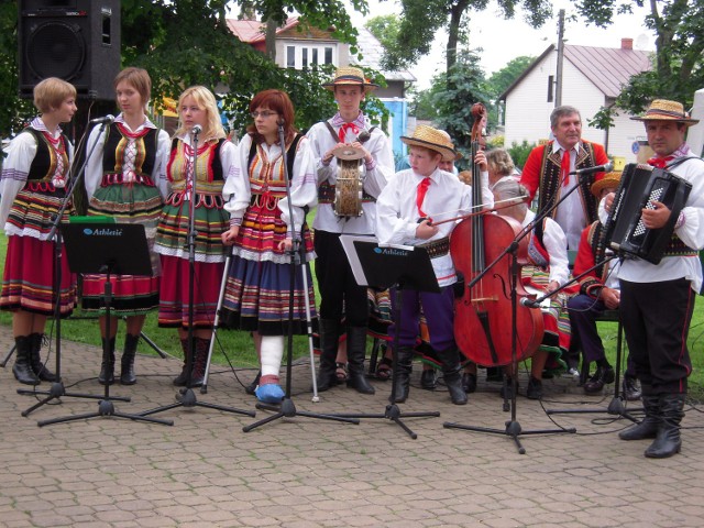 Ostrów Lubelski zaprasza na Festiwal zwyczajów i obrzędów ludowych.