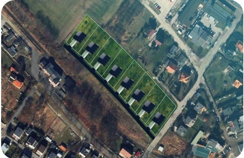 Łączna powierzchnia gruntu - 11 004 m². Nieruchomość składa...