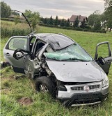 Kamień Duży. Nietrzeźwy kierowca uciekał przed policją. Wcześniej spowodował wypadek. Miał 2,2 promila. Jedna osoba poszkodowana