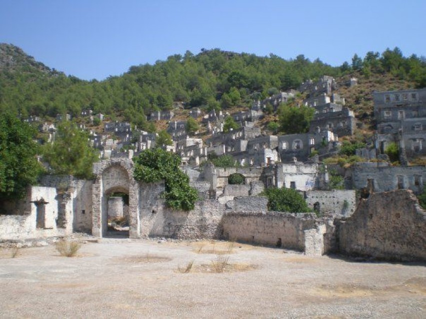 Kayakoy - miasto-widmo opuszczone przez Grecką ludność na...