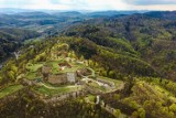 Atrakcje turystyczne Dolnego Śląska, które trzeba zobaczyć w 2023 roku! Pałace, wieże, zamki i obłędne widoki [LISTA: TOP 10]