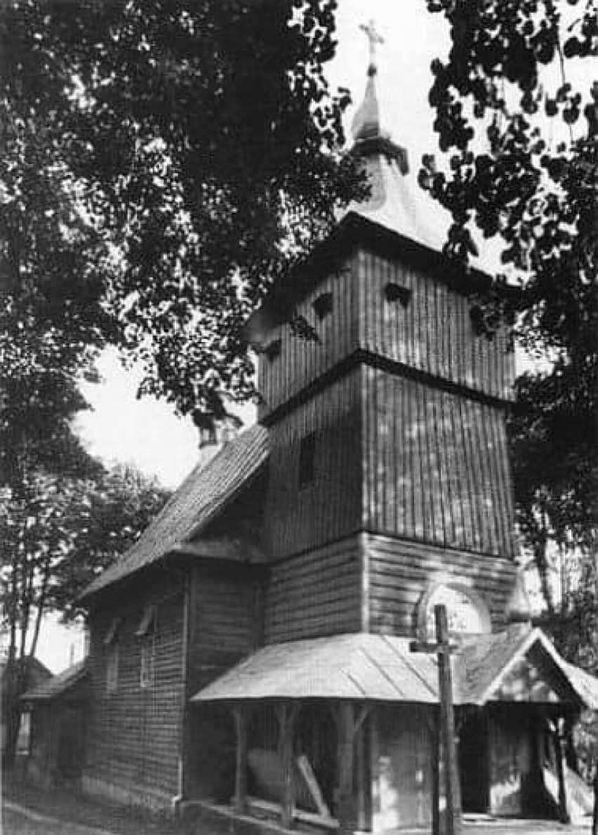 W skansenie w Ślemieniu stanie zabytkowy drewniany kościół z Małopolski. Trwają przenosiny