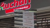 Auchan Warszawa. 3,5-godzinne opóźnieniu w otwarciu sklepu. Powodem zmiana stawek VAT