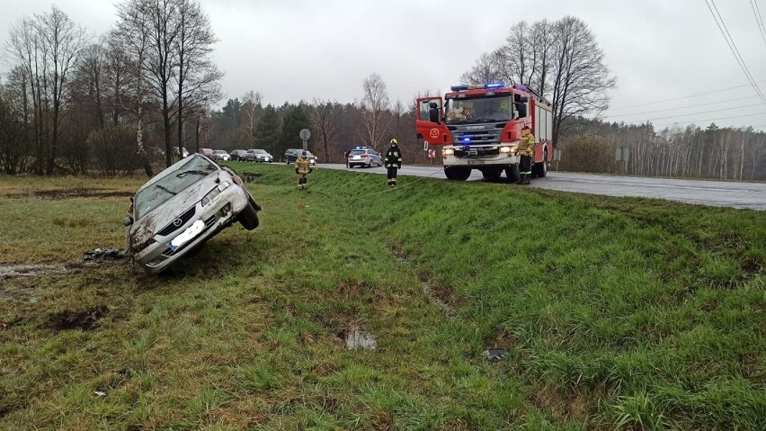 Kierowca nie odniósł poważnych obrażeń.