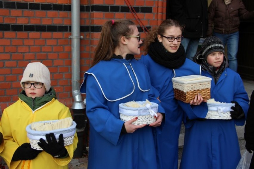 Wigilia Miejska w Tczewie. Mieszkańcy podzielili się opłatkiem z biskupem, starostą i prezydentem