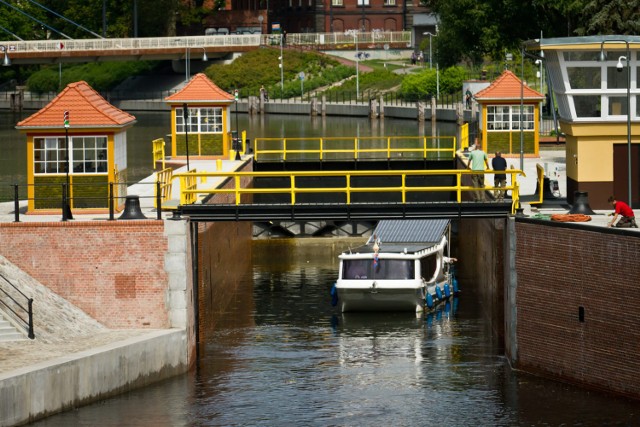 Tramwaje wodne rozpoczną sezon dopiero w długi weekend, pod koniec kwietnia.