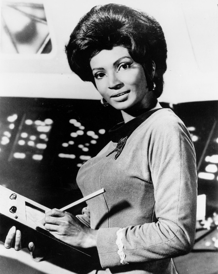 Nichell Nichols jako Uhura