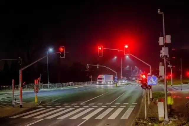 Miasto zamierza wymienić nie tylko  stare żarówki na energooszczędne, ale także oprawy oświetlenia ulicznego w różnych częściach miasta. W sumie będzie to ponad tysiąc źródeł światła