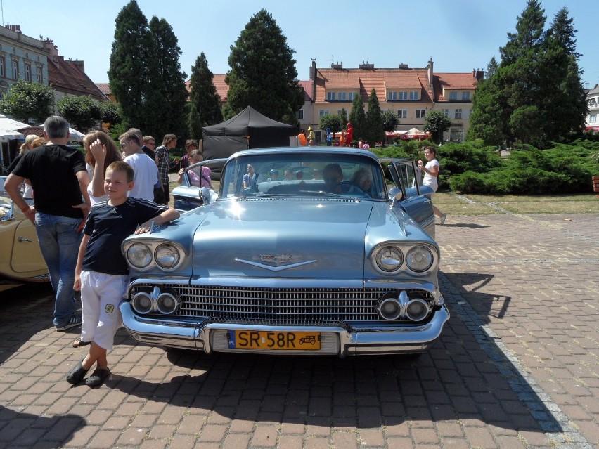 Rajd Pojazdów Zabytkowych Żory 2013. Zobacz zdjęcia z Rynku