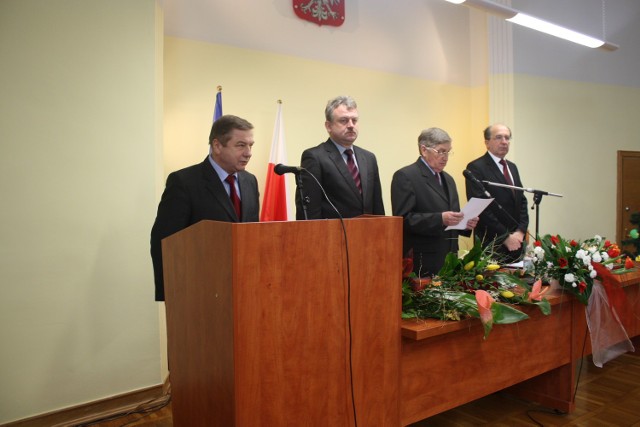 Od lewej: prezydent Zawiercia, Ryszard Mach oraz Jarosław Chłosta, Edmund Kłósek i Edward Kłosowski.
