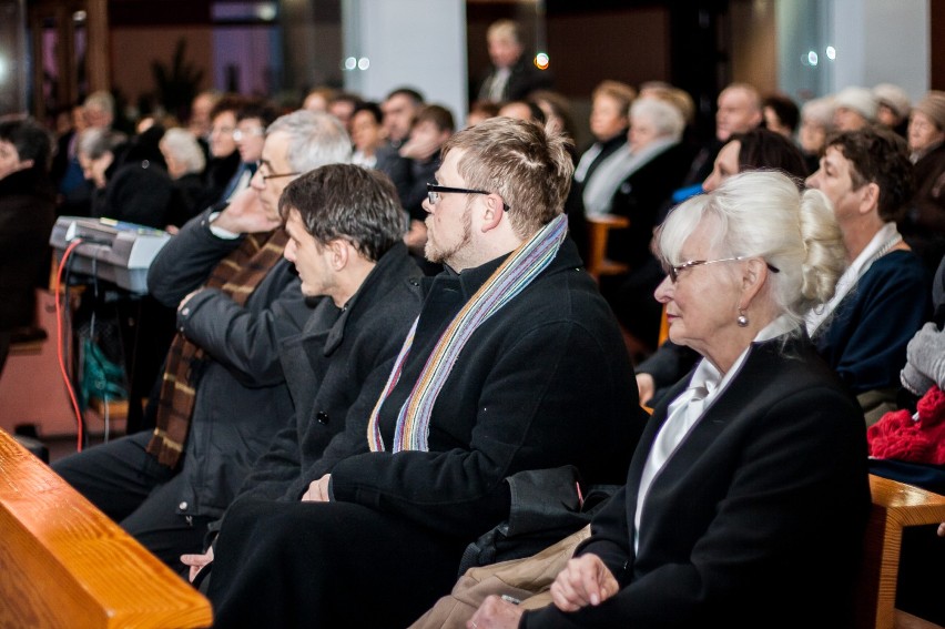 Koncert "Chwałę z aniołami wyśpiewujmy" we Wronkach