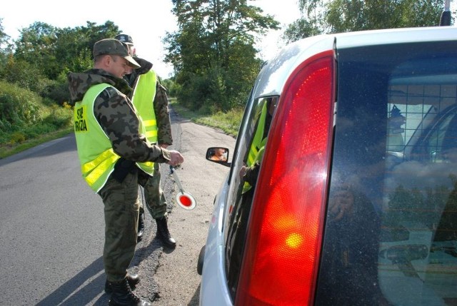 Strażnicy zabezpieczyli cały pachnący, choć  trefny towar