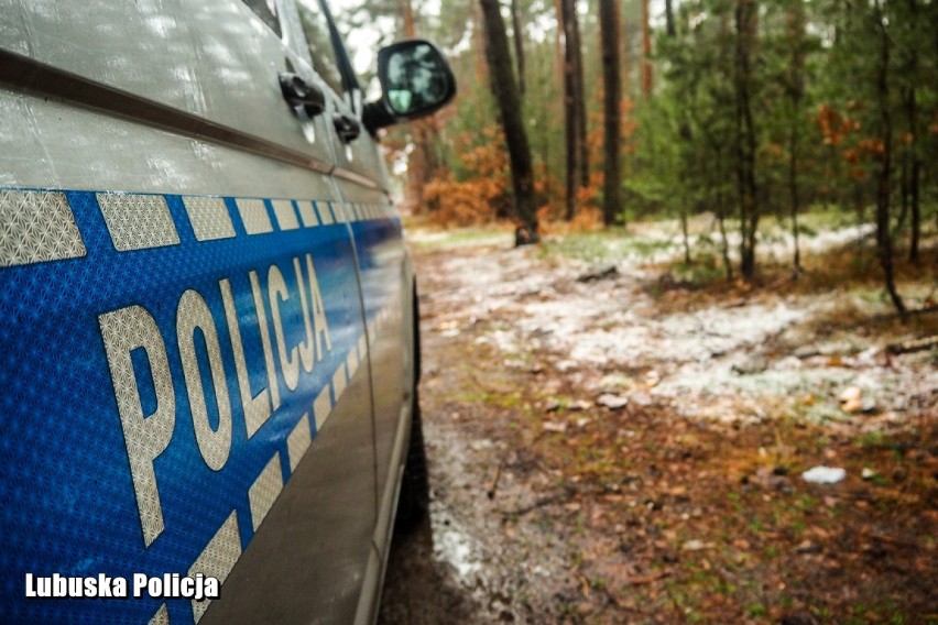 Błyskawiczna reakcja policjantów pomogła ocalić mężczyznę