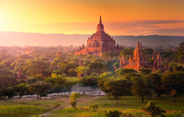 Od 15 maja 2022 Mjanma znowu zacznie wydawać wizy turystom. Niestety, obostrzenia nadal są dość dotkliwe: trzeba posiadać dowód zaszczepienia, negatywny wynik testu PCR i ubezpieczenie.