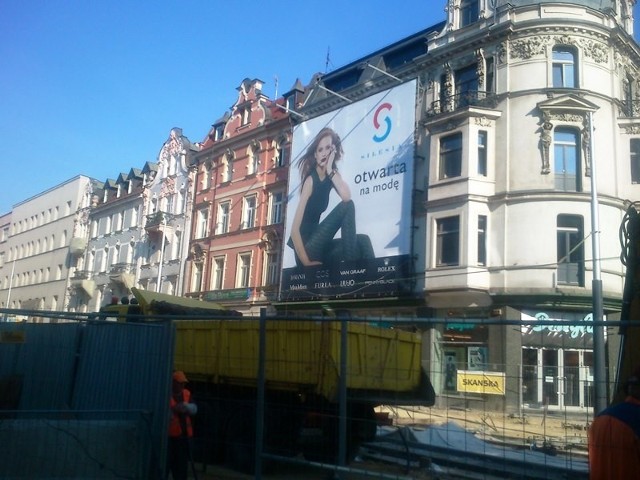 Reklama Silesia City Center przy ulicy 3 Maja w Katowicach