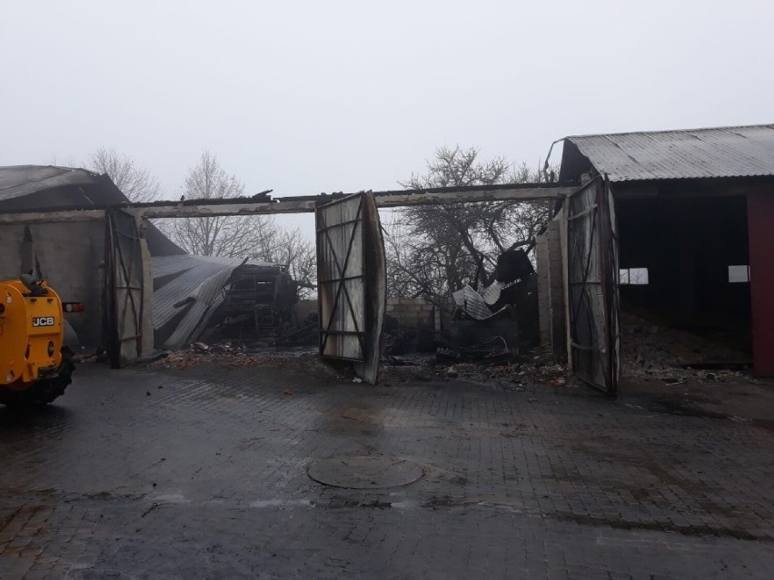 Poważny pożar w Łyśniewie Sierakowickim - straty sięgają pół miliona złotych