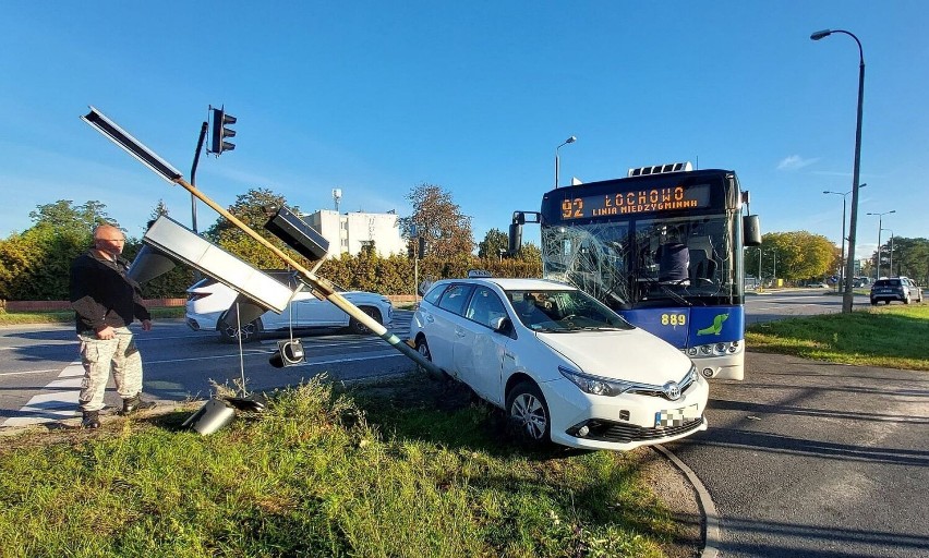 Wypadek przy ul. Szubińskiej w Bydgoszczy. Zderzyły się...