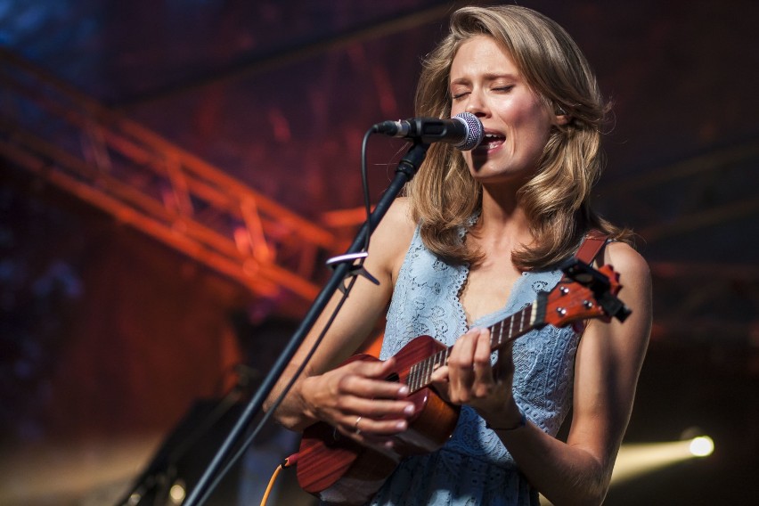 Julia Pietrucha, Pokój na lato. Ukulele, mandolina i puzon....