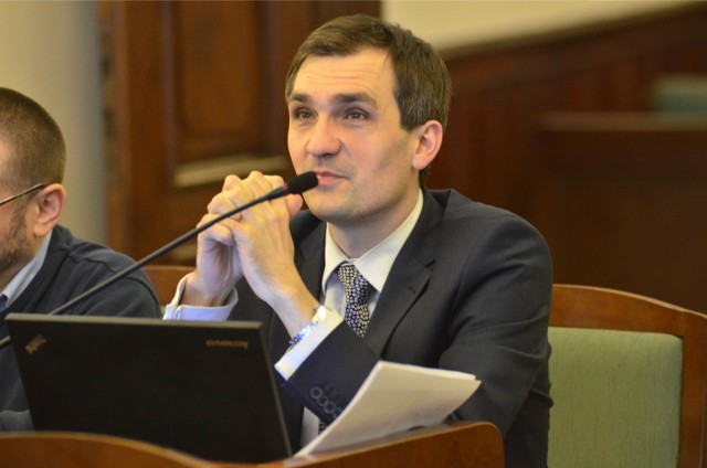 O przeprowadzenie kontroli w sprawie mobbingu w Biurze Rady Miasta wnioskował Michał Boruczkowski, radny PiS 