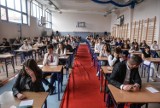 Jak sprawdzić wynik egzaminu gimnazjalnego 2019? Wyniki egzaminu OKE Gdańsk podała w internecie już 13.06.2019! [logowanie online]