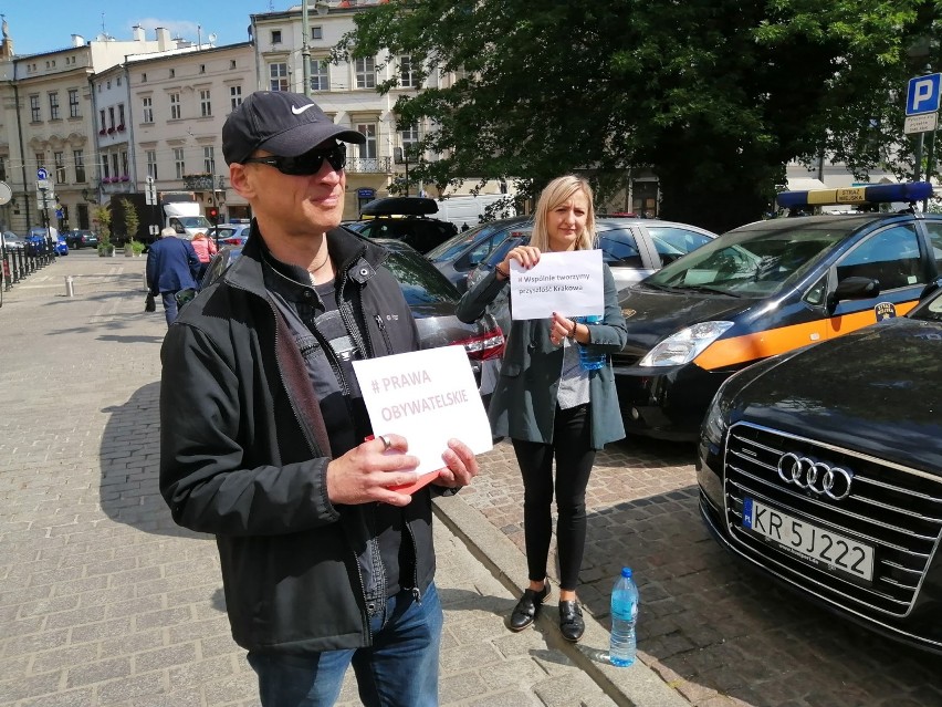 Bezdomni z Warszawy w Krakowie