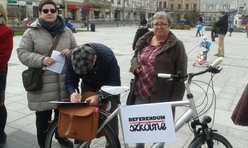 Wadowice. Nauczyciele chcą referendum, będą strajkować