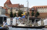 Toruń. Nowa atrakcja turystyczna! Tradycyjne łodzie zacumują przy Bulwarze Filadelfijskim