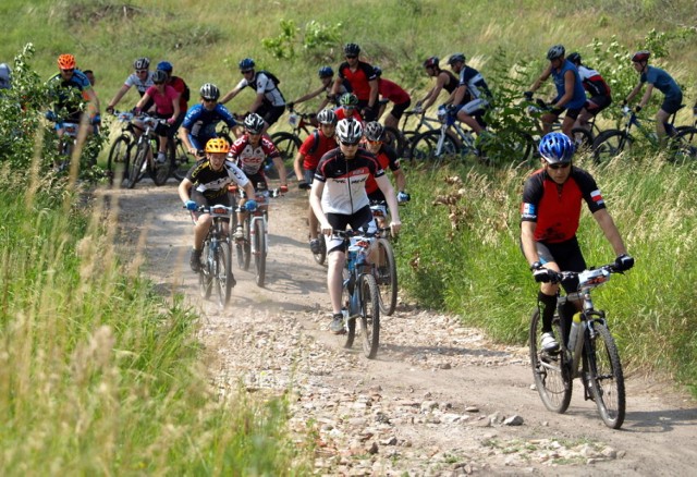 Po raz drugi członkowie Obywatelskiej Inicjatywy Offroadowej zaprosili fanów kolarstwa górskiego do rywalizacji w Kociewskim Rajdzie MTB. Do wyboru były kategorie extreme (50 km) i family (20 km). Wyścig zaczynał się i kończył w OW "Deczno" w Sulnówku.