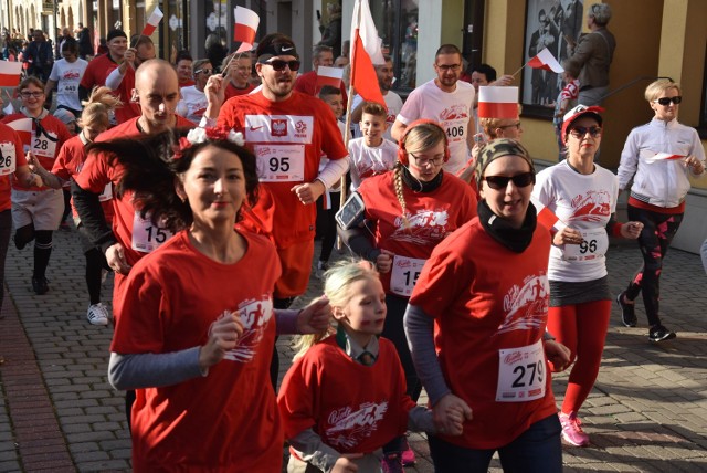 Ponad 500 osób wystartowało w Biało Czerwonym biegu