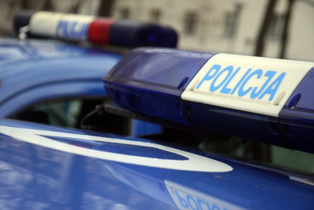 Policjanci zatrzymali dwóch mieszkańców Radomia, którzy okradli ...