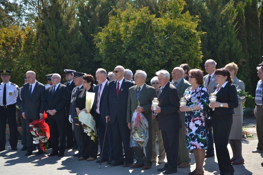 Narodowy Dzień Zwycięstwa 2016 w Malborku [ZDJĘCIA]. Uczcili pamięć ofiar II wojny światowej