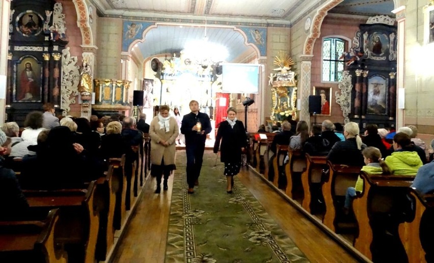 Czermin. Dzień Liturgicznego Wspomnienia Świętego Jana Pawła II w kościele p.w. św. Jakuba Apostoła