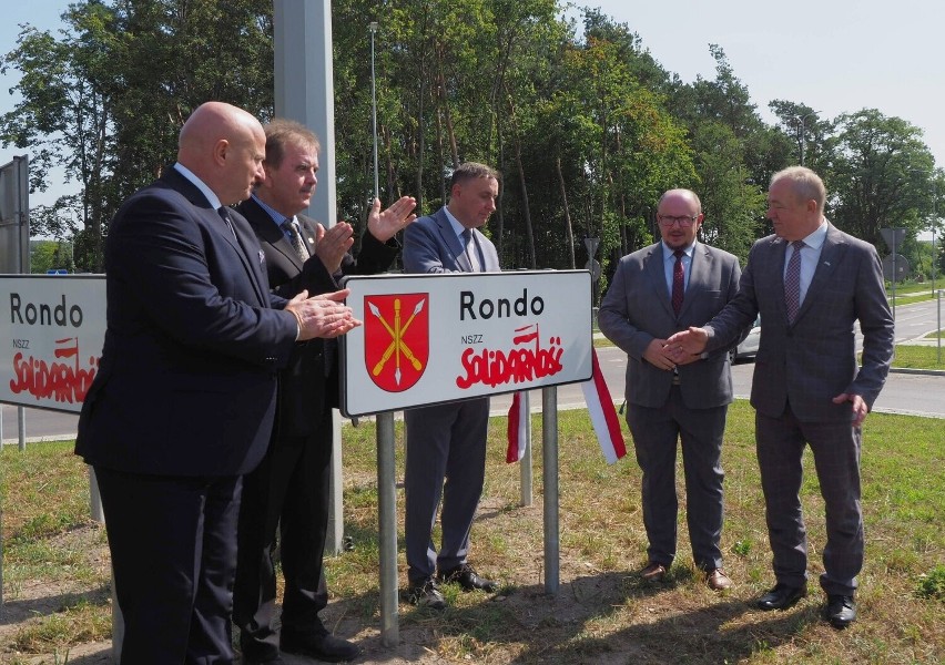 "Rondo NSZZ Solidarność". Uroczyste nadanie imienia w Kraśniku                    