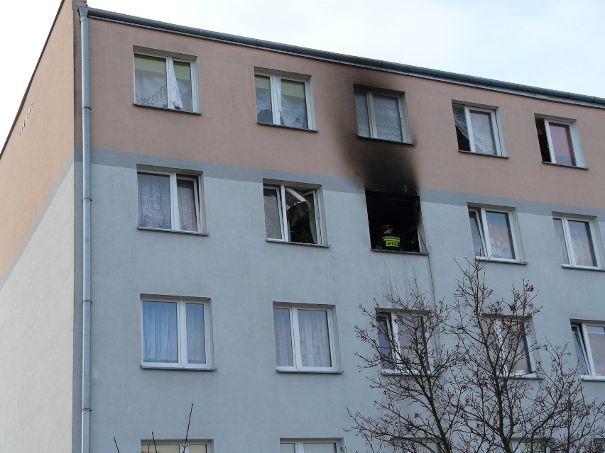 Pożar w bloku na ul. Sobieskiego 8 [FOTO]