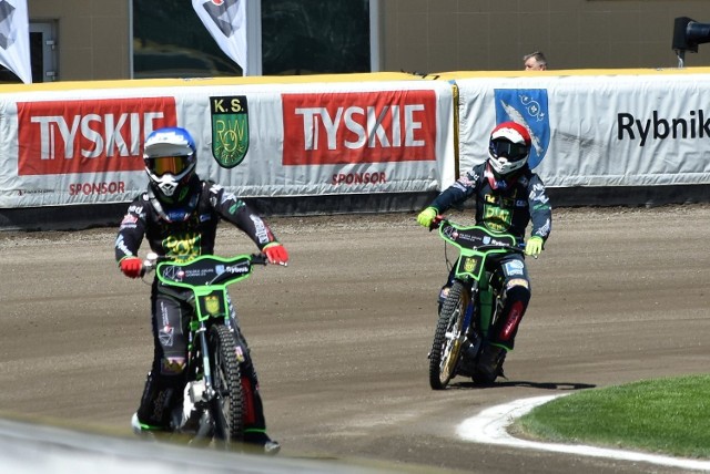 Juniorzy ROW-u Rybnik jako jedni z trzech uplasowali się na pierwszym miejscu podium.