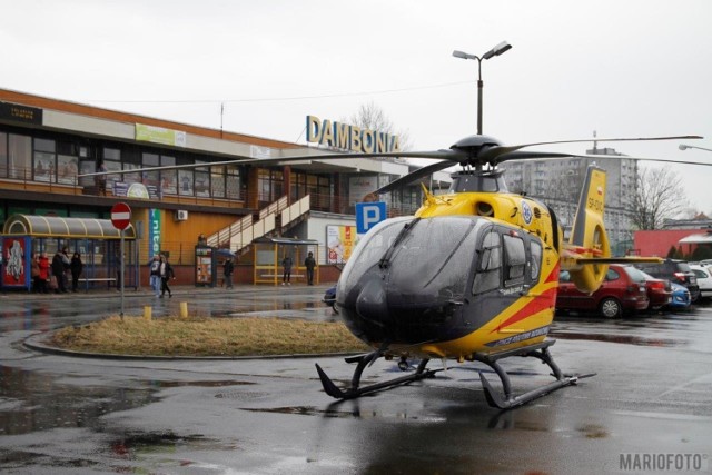 Załoga przyleciała z pomocą do mężczyzny, który stracił przytomność w okolicy tamtejszej przychodni.