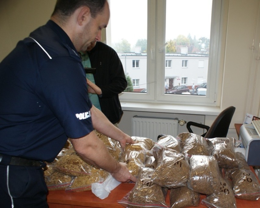 Policja zatrzymała handlarza nielegalnym tytoniem