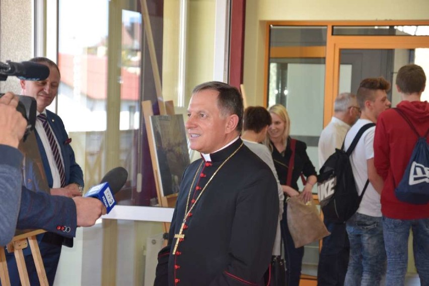 abp. Mieczysław Mokrzycki w Szamotułach