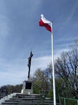 Gmina postawiła maszt na Górze Krzyżowej w Strzegomiu. ZOBACZ!