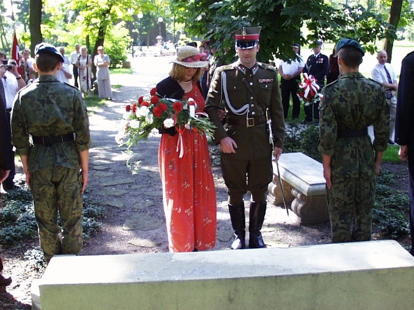 Obchody rocznicy Bitwy Warszawskiej w Bełchatowie w 2001 roku