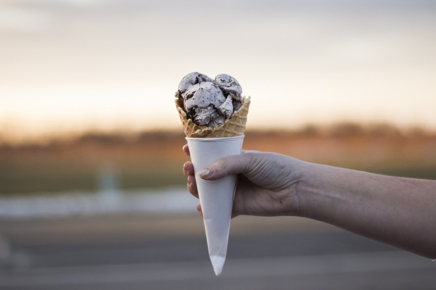 W którym białostockim lokalu podają najlepsze lody? Zrób...