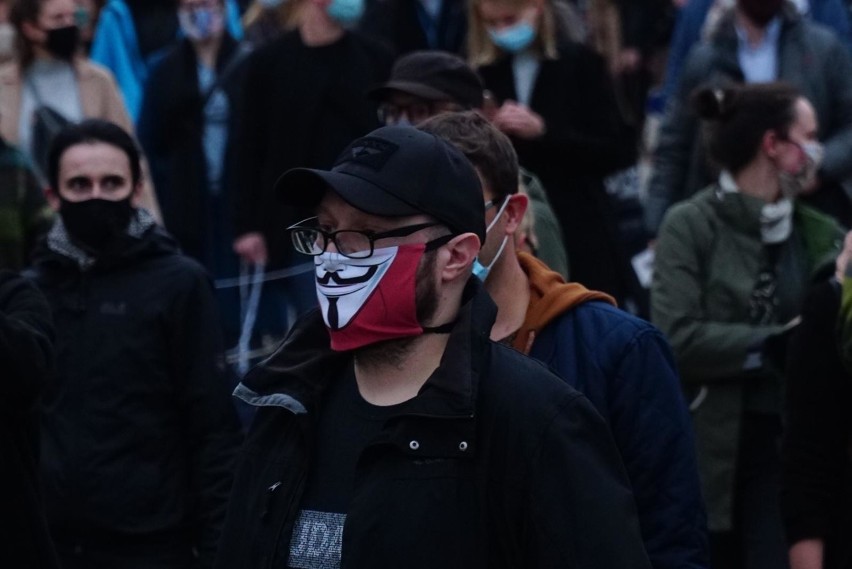 Profesor Uniwersytetu Ekonomicznego uważa, że protestujący...