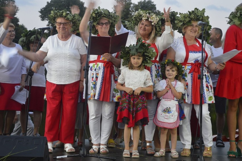 Drugi etap II Przeglądu Kół Gospodyń Wiejskich gminy Końskie w pięknej scenerii i aurze [ZDJECIA]