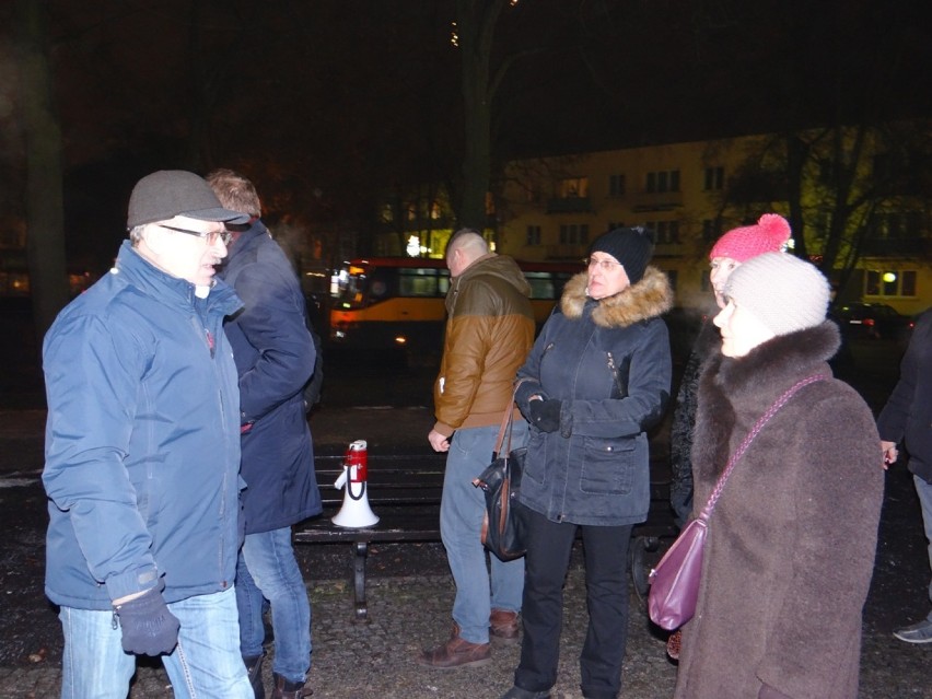 "Radomsko protestuje". Protest przeciwko działaniom PiS (19...