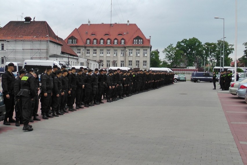 Z kolei do Gdańska wyjechała grupa policjantów ruchu...